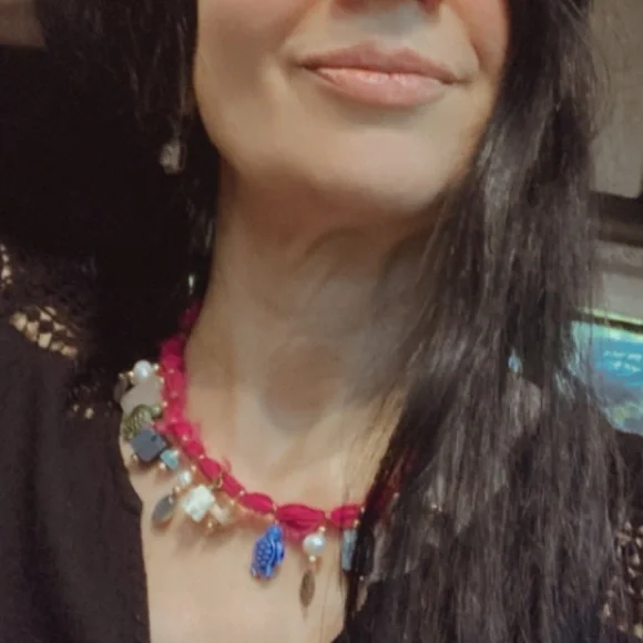 “Silk and stones “ Necklace - Picture 3 of 10